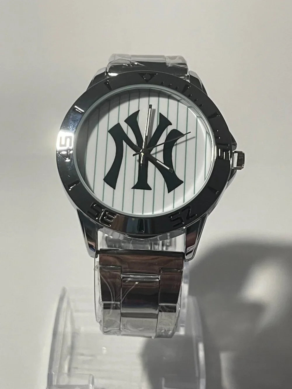 New York Yankees MLB Stainless-steel Men's Watch NEW